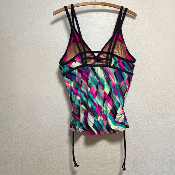 Free Country Tankini Top (XL) and Board Short (L) 2 Piece Swim Set - Picture 4 of 14